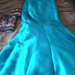 Ellie Wilde Mon Cheri dress